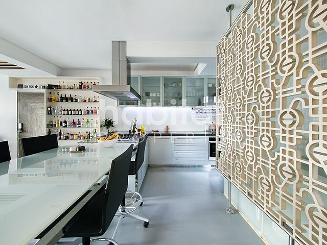 Beautiful Family Home in Pokfulam