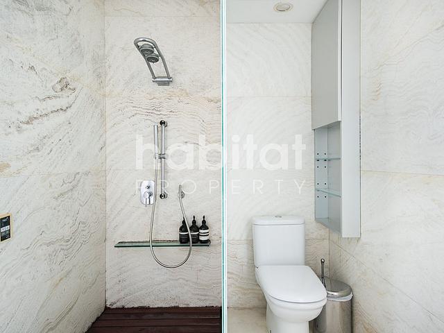 Beautiful Family Home in Pokfulam