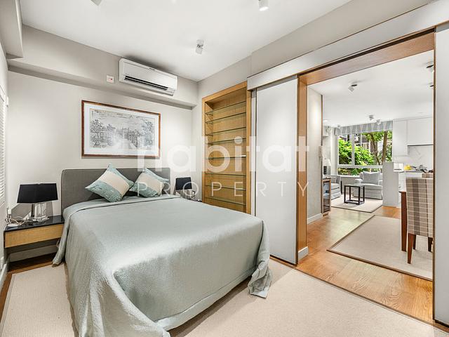 Charming Renovated Flat in Quiet Location