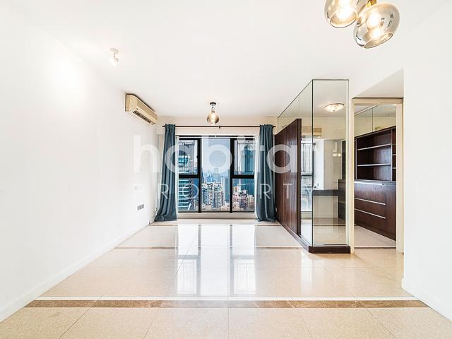 Mid-levels Apartment