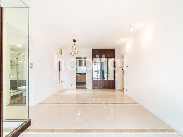 Mid-levels Apartment