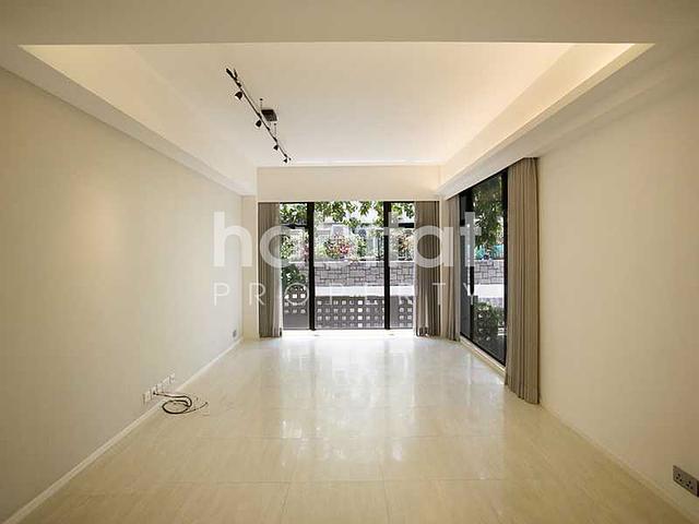 Great Apartment In Quiet Location