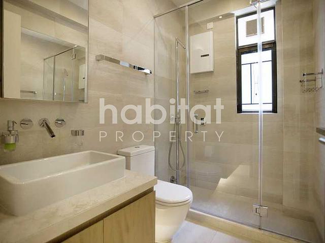 Great Apartment In Quiet Location
