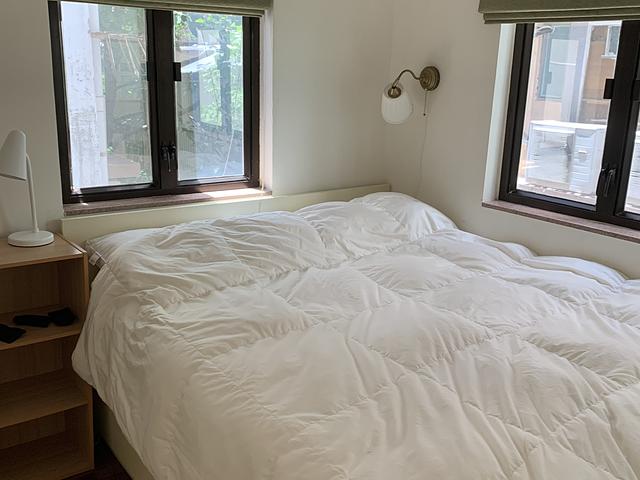 Central 1 bed furished apartment 