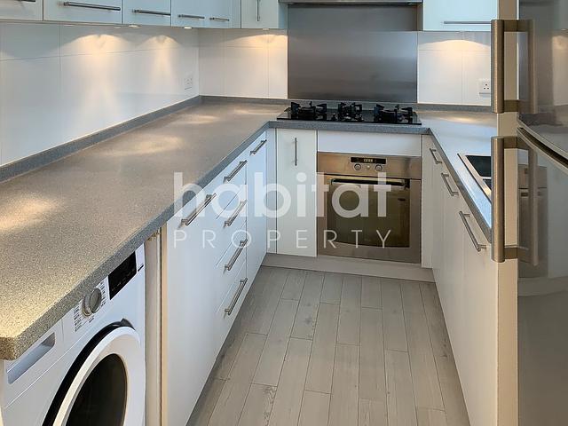 Spacious Family Home in Mid-Levels