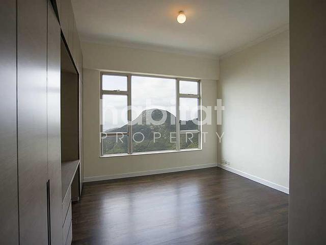 Modern 2 Bedroom Apartment