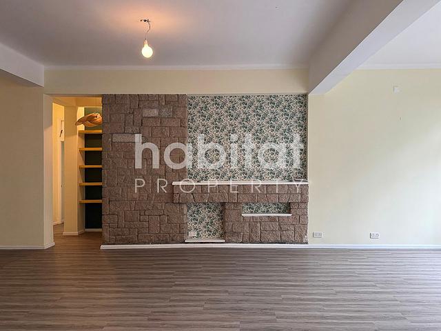 Rare Apartment for sale at Headland Road