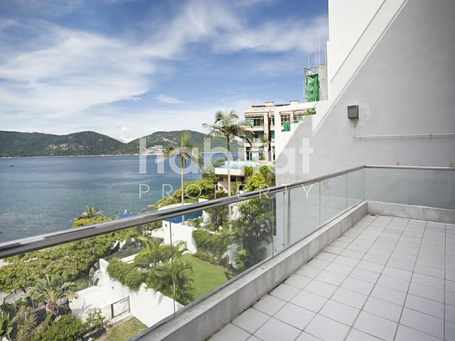 Rarely Available Seaview Townhouse