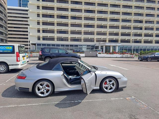 2003 Porsche 996 C4S  Engine Size3596cc