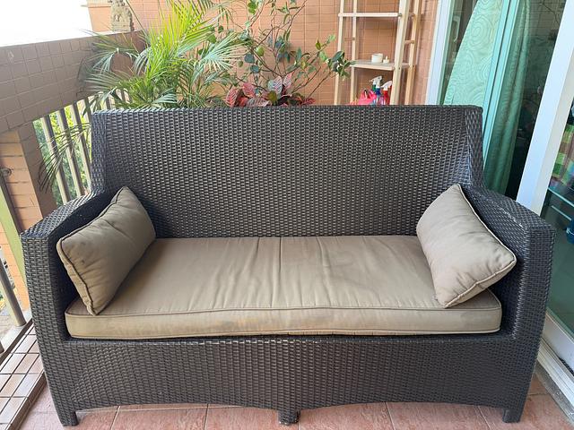 Outdoor Wicker 2 Seater Sofa with Cushions