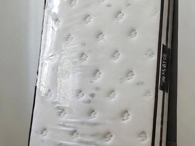 Single size mattress for sale 