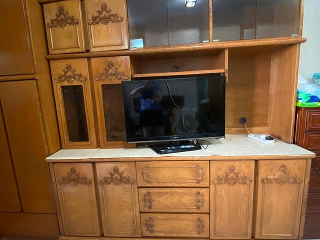 Free furniture! Wardrobes, bed, table...