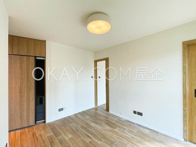 St. Joan Court | St. Joan Court, Mid-levels