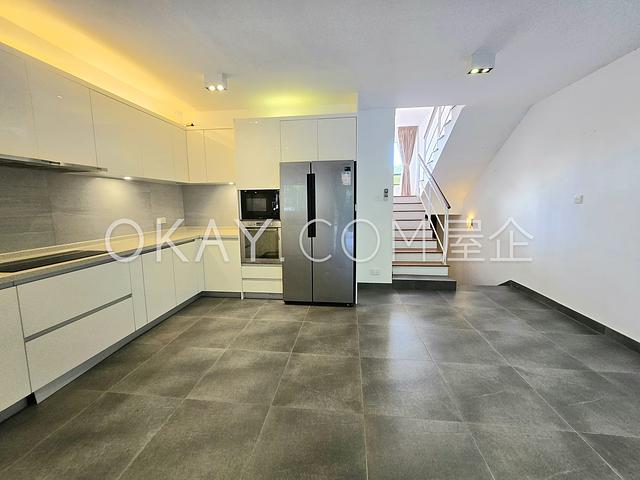 Headland Village - Seabee Lane | Headland Village