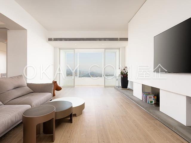 Vivian Court | Vivian Court, The Peak - 3 Bed, 2