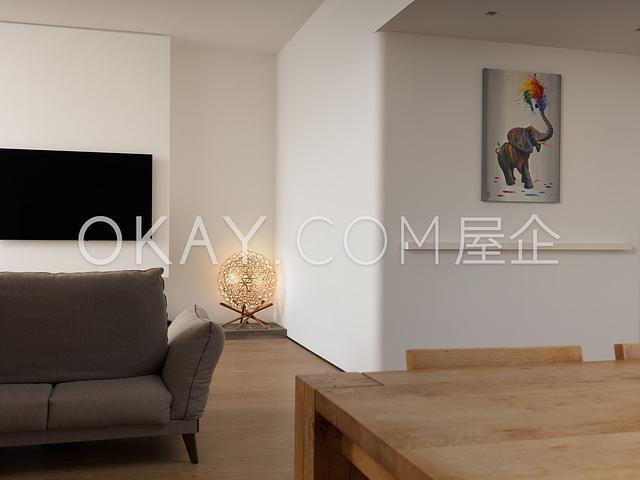 Vivian Court | Vivian Court, The Peak - 3 Bed, 2