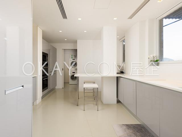 Vivian Court | Vivian Court, The Peak - 3 Bed, 2