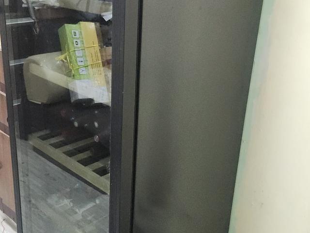 Vintec Wine Cellar (beers wines, champagne)