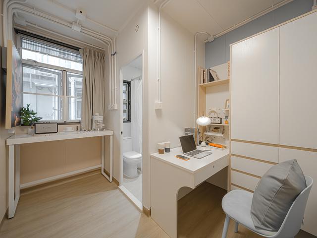 Runway 1331 Kai Tak | En-Suite Studios