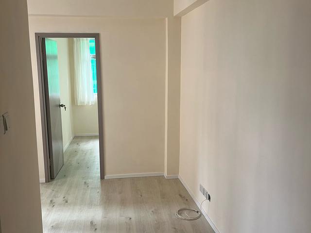 Mid-Levels West Living at 27 Caine Road