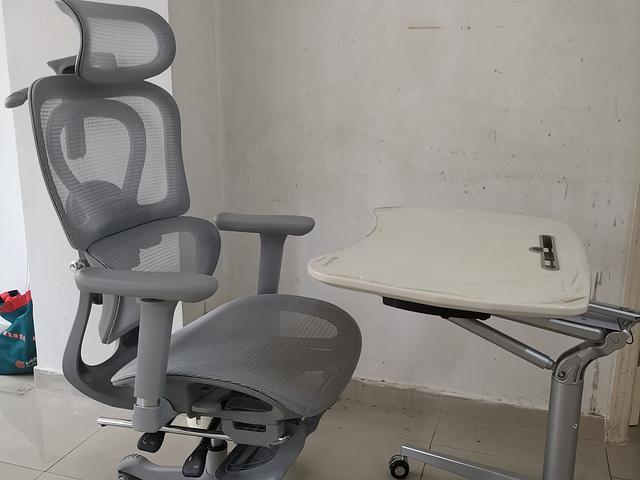 Moving sale:Brand new office chair for sale $300.