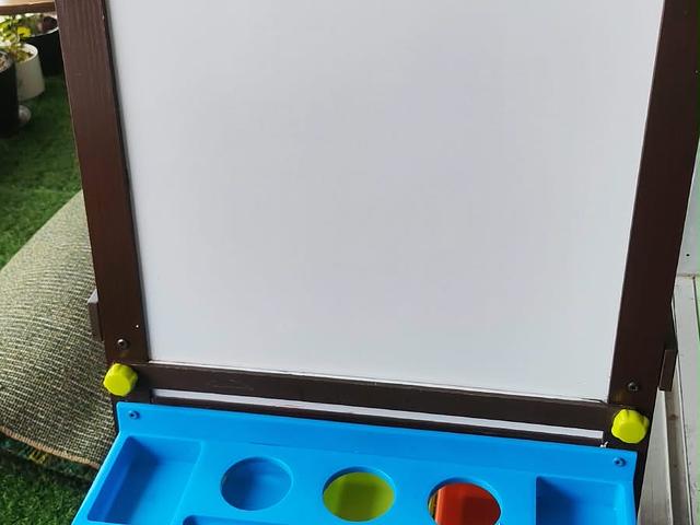 Delux wooden Easel