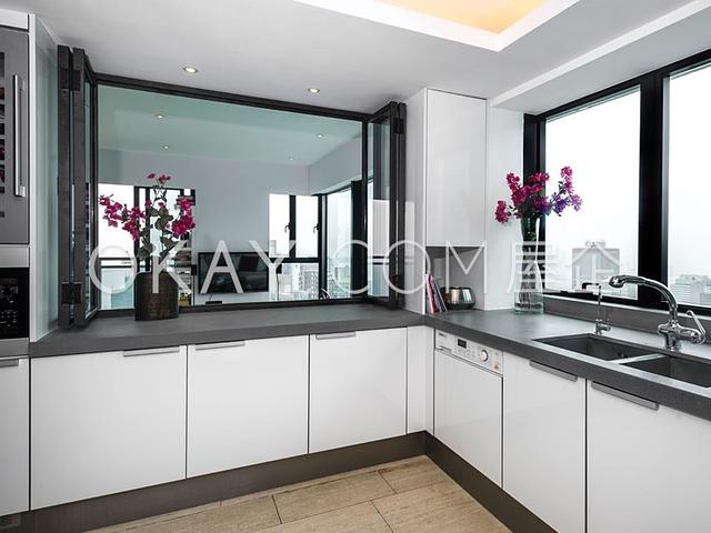 Centreplace | Centreplace, Sai Ying Pun - 3 Bed, 2