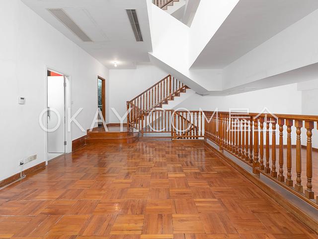 Redhill Peninsula - Cedar Drive | Redhill