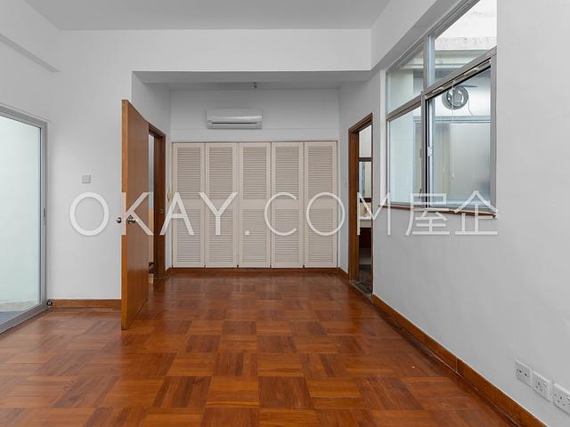Redhill Peninsula - Cedar Drive | Redhill