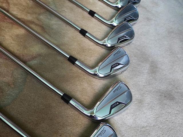 Titleist T200 Iron set