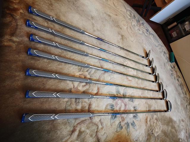 Titleist T200 Iron set