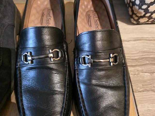 Mens Quality Shoes - clearance! Size US 9