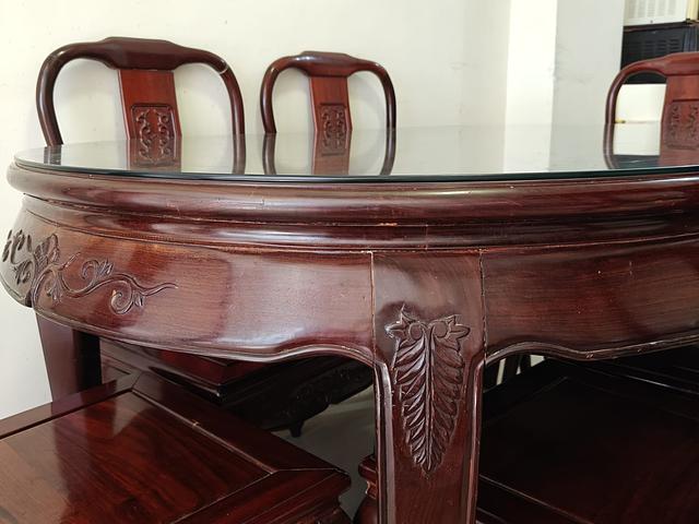 Rosewood Dining Table with 6 Chairs