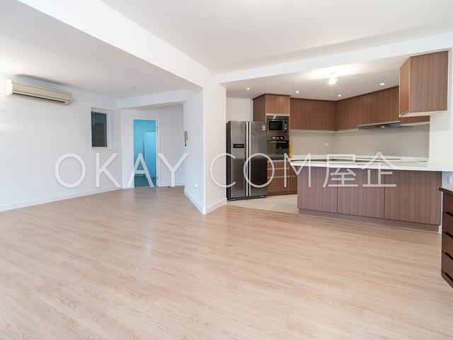 Greenvale Village - Greenwood Court | Greenvale