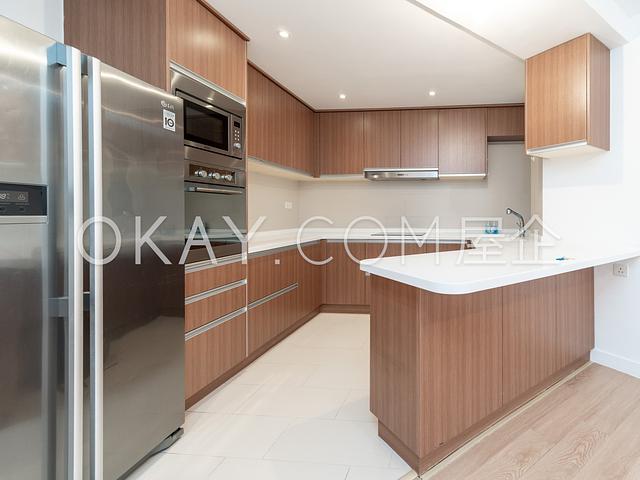 Greenvale Village - Greenwood Court | Greenvale