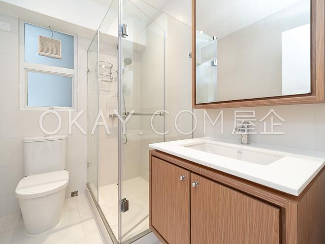 Greenvale Village - Greenwood Court | Greenvale