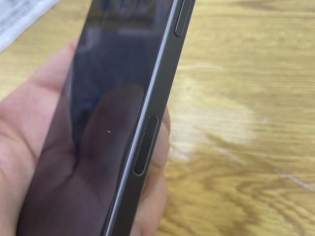 iPhone 17 256GB – 98% Battery – SIM Unlocked – Exc