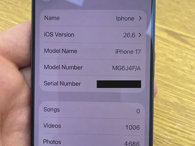 iPhone 17 256GB – 98% Battery – SIM Unlocked – Exc