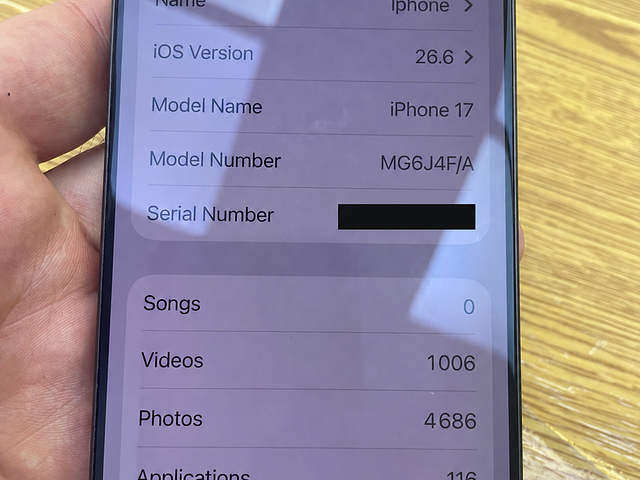 iPhone 17 256GB – 98% Battery – SIM Unlocked – Exc