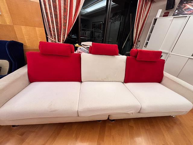 FREE Giormani Sofa