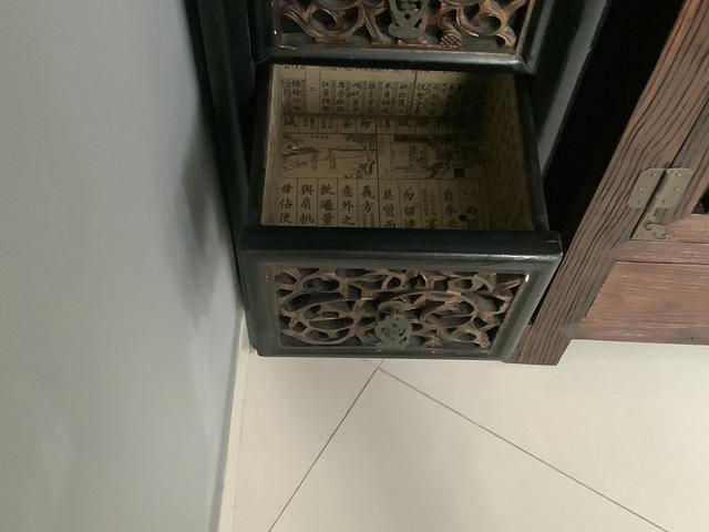 Chinese style Wooden hand painted cabinet