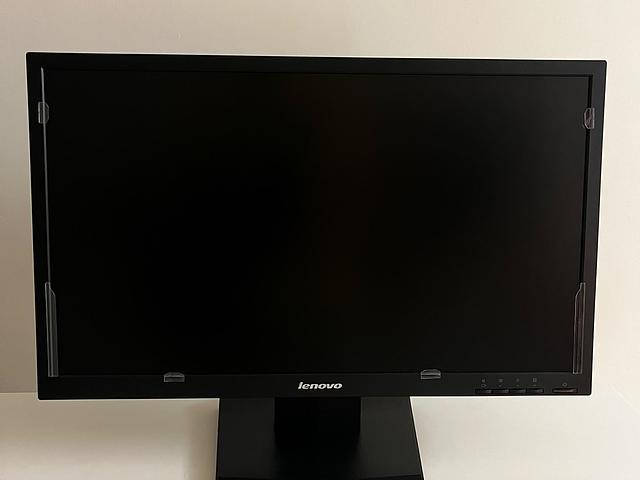 Lenovo 24" Monitor