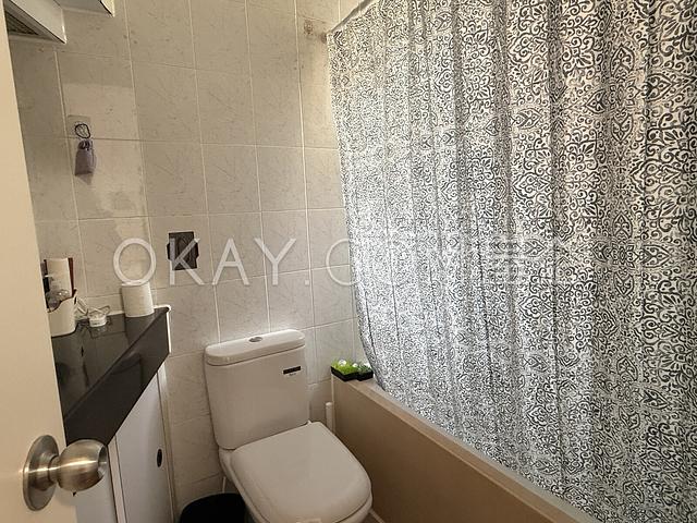 Monticello | Monticello, Mid-levels East - 3 Bed,
