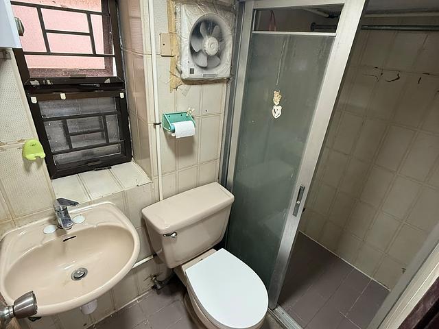 2 bedroom apartment in quiet village