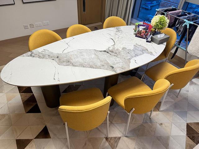 Baxter Lagos style dining table with dining chairs