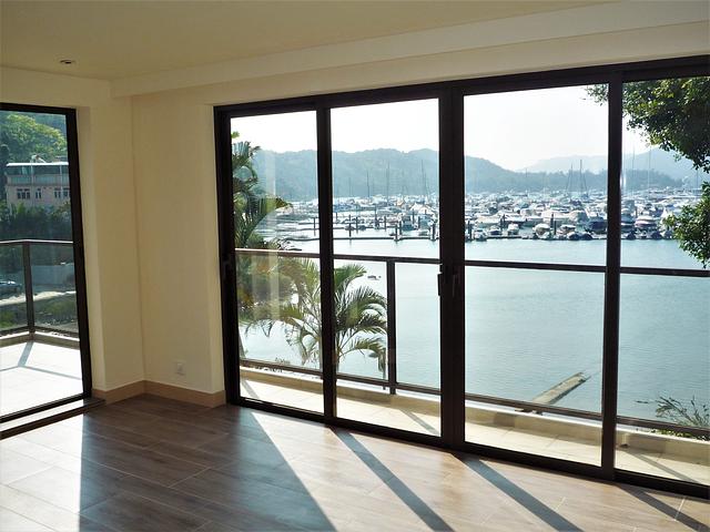 Waterfront House for Rent in Sai Kung