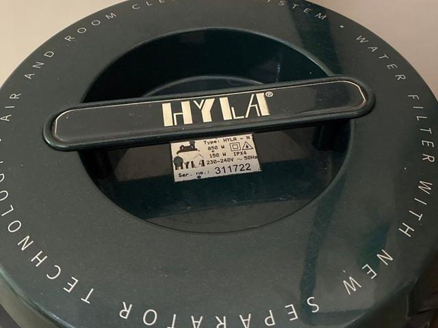 Hyla Vaccuum Cleaner
