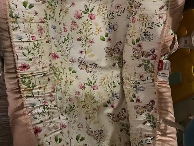 Baby bassinet cosleeping 