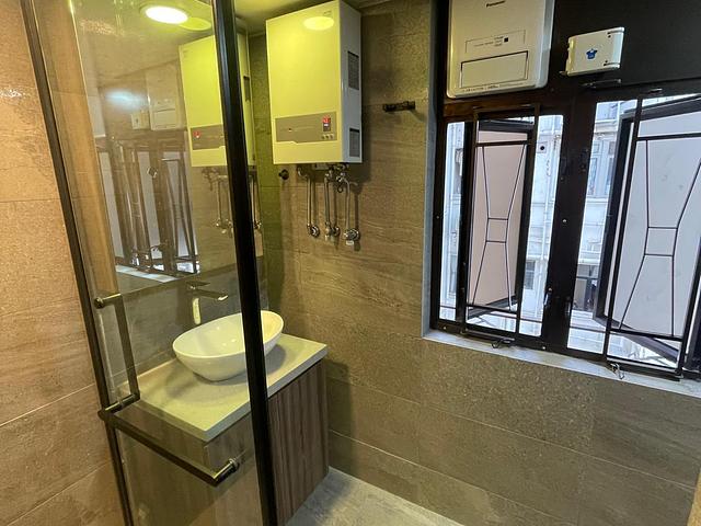 Direct Owner-Causeway Bay MTR 2min Furnished Suite