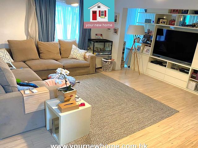 Family House for Sale in Clearwater Bay
